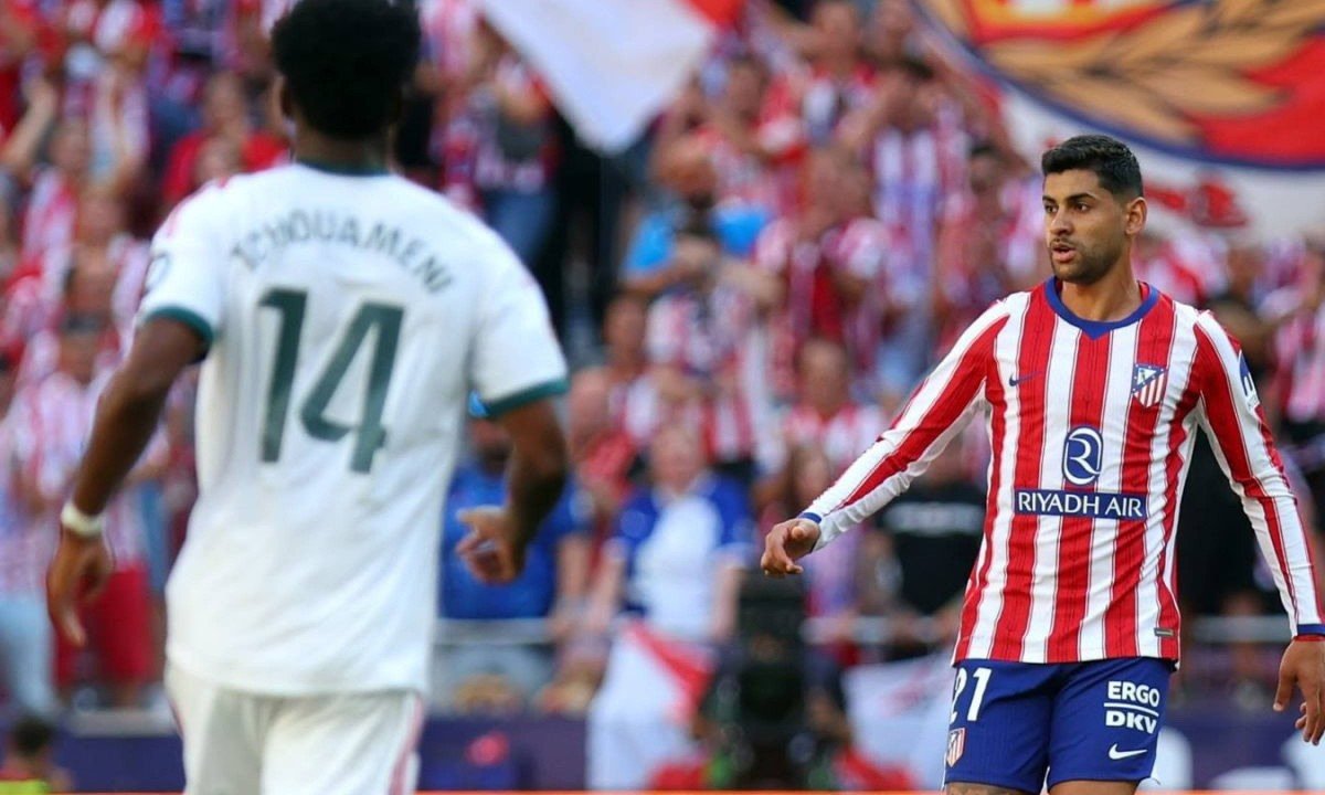 Com um a menos, Real Madrid perde clássico para o Atlético e vê Barcelona abrir vantagem no Espanhol - (crédito: No Ataque Internacional)