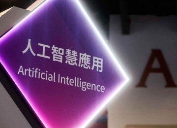 A internet com suas plataformas e crescente IA abrem possibilidades produtivas fantásticas, mas também oportunidades para concentrar ainda mais renda -  (crédito: I-Hwa Cheng / AFP)