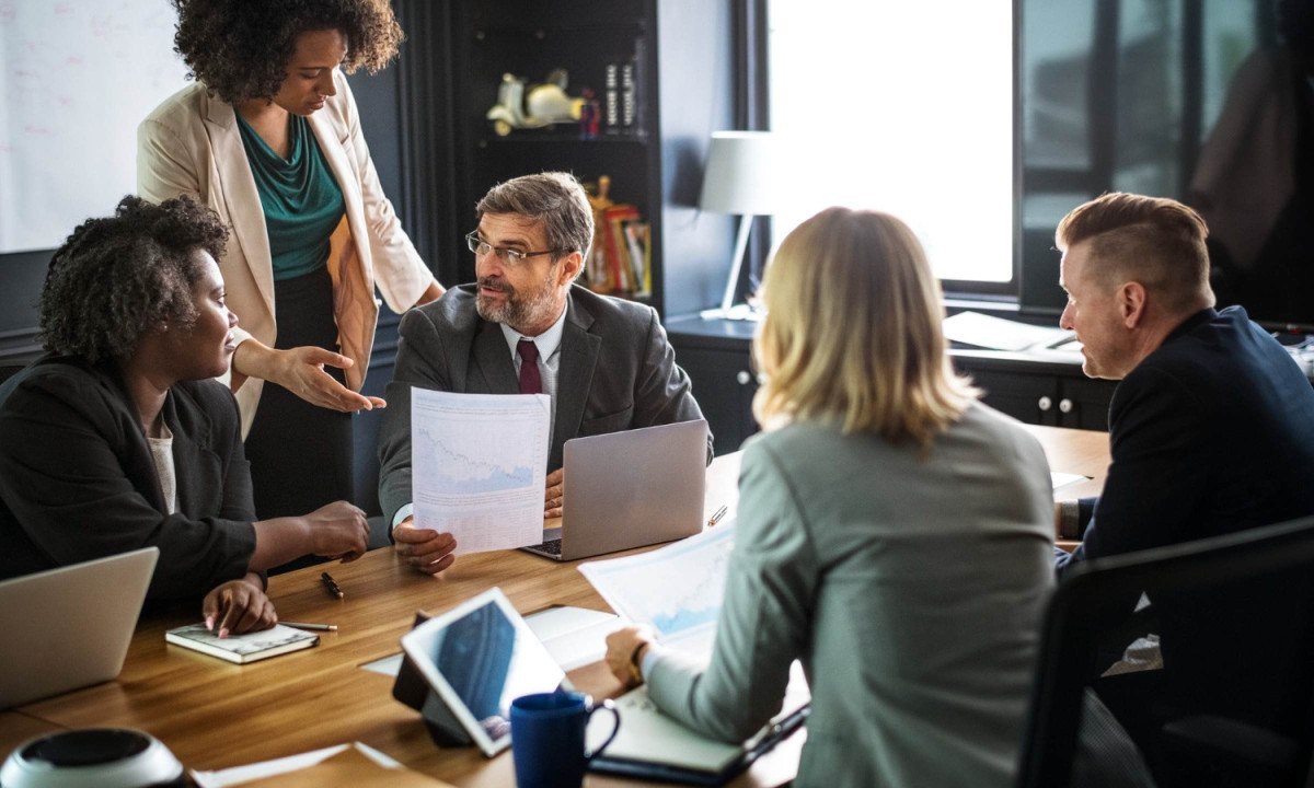 Agentes de IA transformam dados de atendimento em decisões - (crédito: DINO)