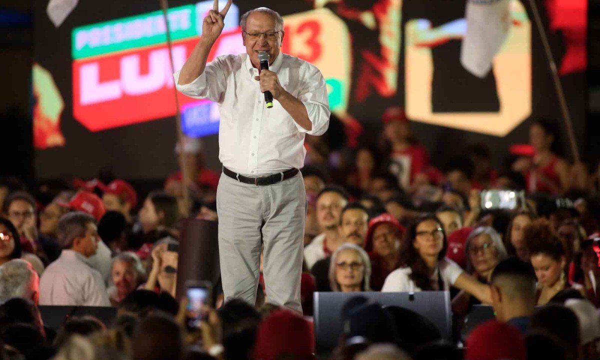 Vice-presidente Geraldo Alckmin quer focar os eleitores que ainda não estão engajados e que preferem a moderação -  (crédito: Marcos Vieira/EM/D.A Press – 21/8/26)