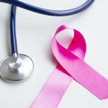 Anvisa aprova novo medicamento oral para câncer de mama avançado - DINO