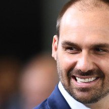 Eduardo Bolsonaro, nos EUA desde 2025, é demitido da PF por abandono de cargo - EVARISTO SA / AFP