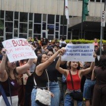"A greve é nosso último refúgio", diz diretora do sindicato dos professores -  Alexandre Guzanshe/EM/D.A Press. Brasil - Belo Horizonte - MG