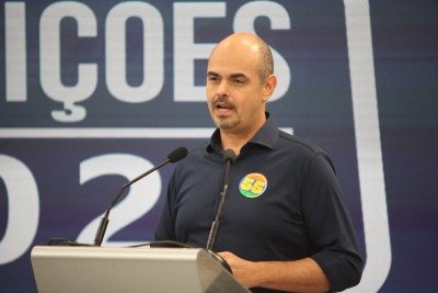52% dos entrevistados aprovam mandato de Simões; 44% desaprovam -  (crédito: Edesio Ferreira/EM/D.A. Press)