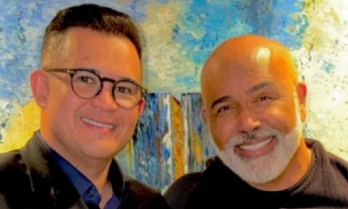 Empresário Bruno Avelar e o cantor Rick, parceiros em eventos de networking, antes do desaparecimento do helicóptero que os transportava - (crédito: Reprodução/Redes Sociais)