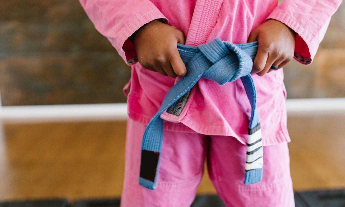 Aos 12 anos, brasileira acumula títulos no jiu-jítsu e MMA - (crédito: DINO)