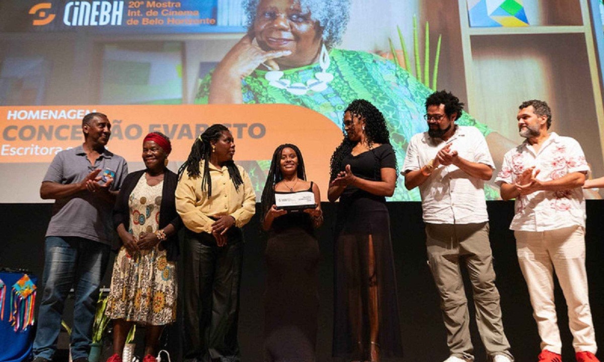 Conceição Evaristo perde voo para BH, e família recebe Troféu Horizonte - (crédito: Crédito: Leo Lara/Universo Produção/Divulgação)