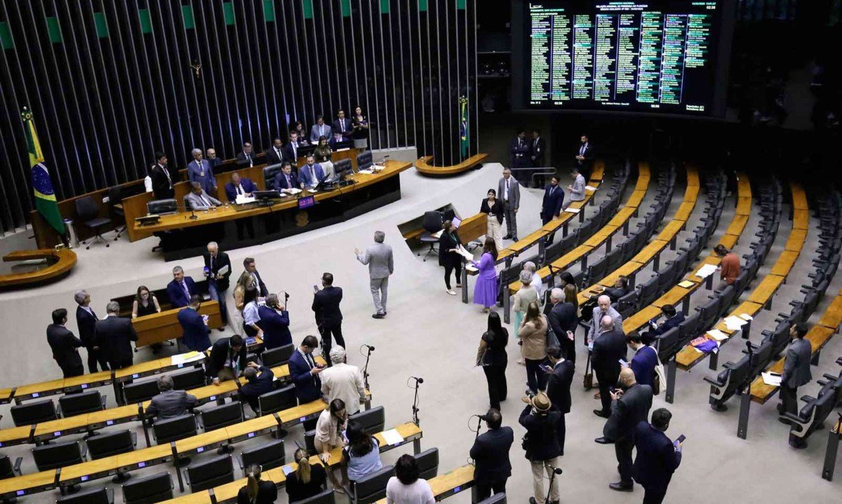 A distribuição dos recursos é extremamente desigual entre os candidatos à Câmara dos Deputados -  (crédito: Kayo Magalhães/Câmara dos Deputado – 13/3/25)