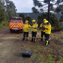 Como bombeiros encontraram os destroços de helicóptero em que estava Rick - CBMSC