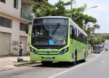 Após realização de testes, a PBH entrou em acordo com fabricante de ônibus para a aquisição de 96 ônibus de propulsão 100% elétrica e de 27 equipamentos para recarga das baterias -  (crédito: Denys Lacerda/EM/D.A Press - Belo Horizonte- MG)