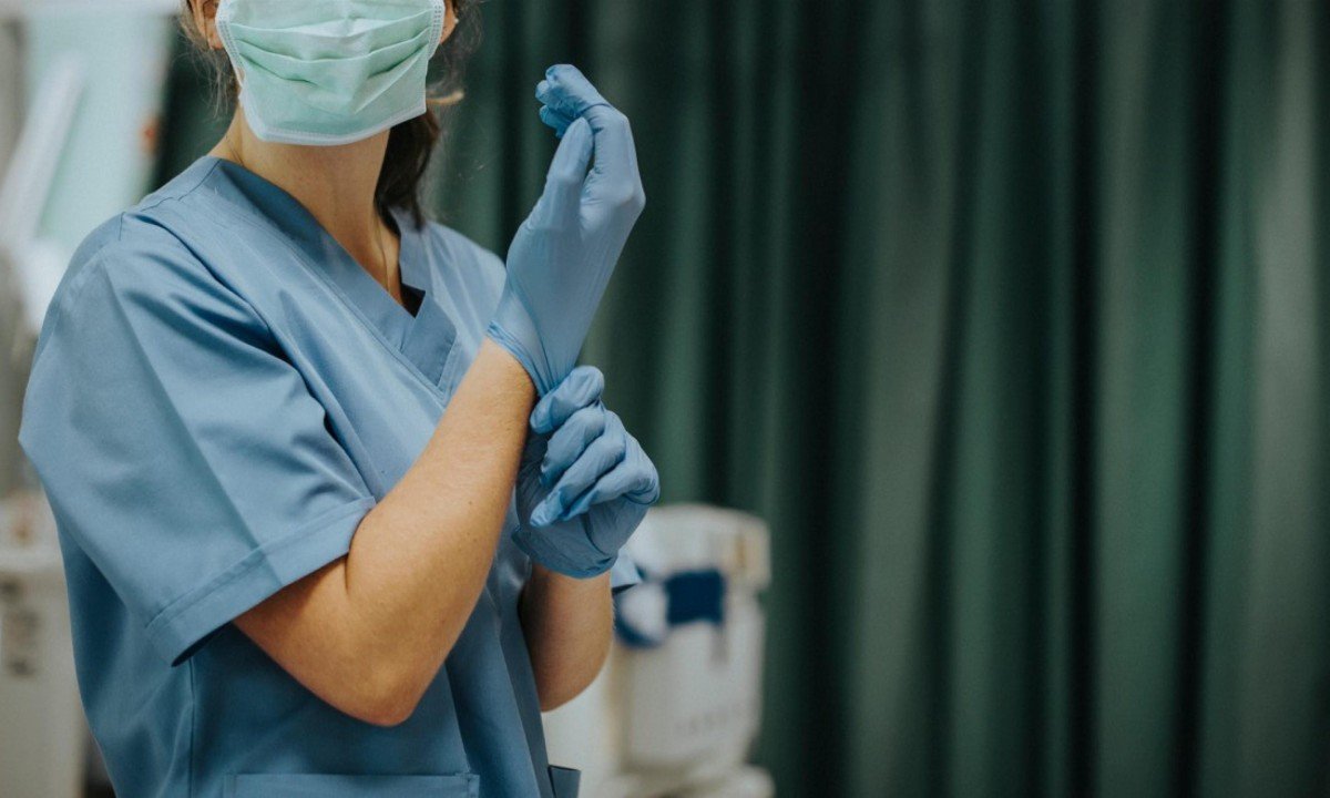 PL garante prioridade médica a profissionais de enfermagem - (crédito: DINO)