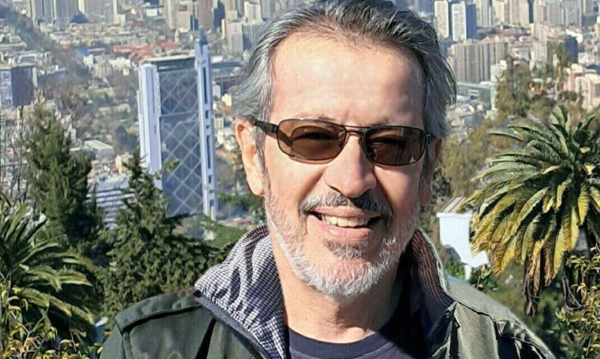 Jorge Fernando dos Santos lança nesta quinta-feira (24/9) nova edição do livro "O enigma dos visitantes" - (crédito: Divulgação)