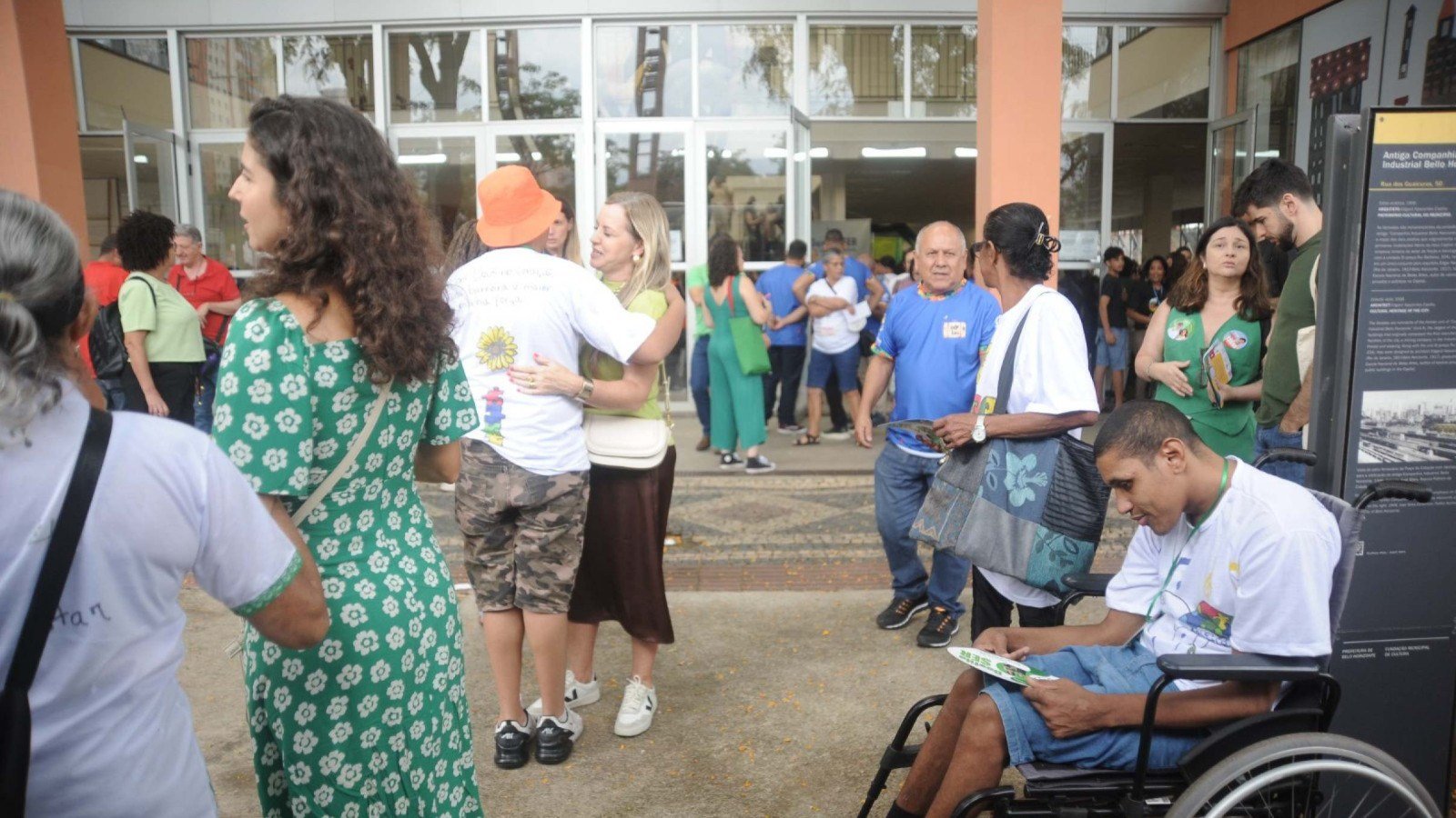 Prefeitura de Belo Horizonte celebra visibilidade as pessoas com deficiencia. O evento aconteceu no Centro de Referencia da Juventudade e contou com a presenca de mais de trabalhadores da area, pessoas atendidas e suas familias-Alexandre Guzanshe/EM/D.A Press