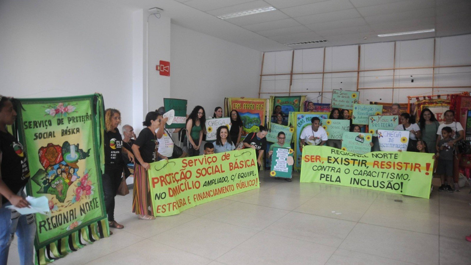 Prefeitura de Belo Horizonte celebra visibilidade as pessoas com deficiencia. O evento aconteceu no Centro de Referencia da Juventudade e contou com a presenca de mais de trabalhadores da area, pessoas atendidas e suas familias-Alexandre Guzanshe/EM/D.A Press