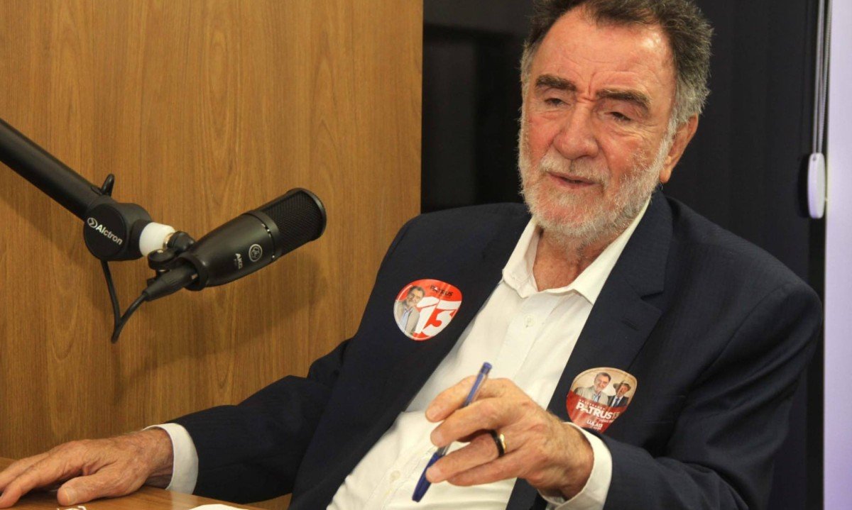 Patrus Ananias durante sabatina do Estado de Minas, Portal Uai e TV Alterosa - (crédito: Jair Amaral/EM/D.A. Press)