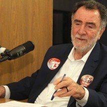 Patrus evita comentar governo Pimentel: ‘Cada um responde pelos seus atos’