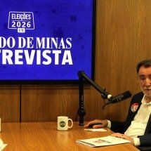 Patrus propõe piso integral de R$ 5,1 mil para professores do estado - Jair Amaral/EM/D.A. Press