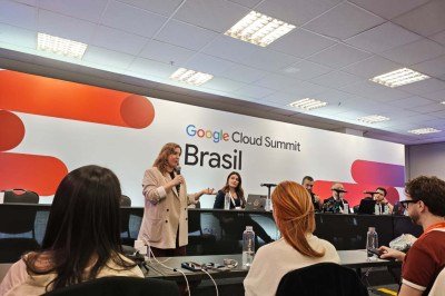 Recursos de intelig&ecirc;ncia artificial do Google permitem traduzir conversas, resumir reuni&otilde;es, editar imagens e criar v&iacute;deos -  (crédito: Iris Aguiar/EM/D.A/Press)