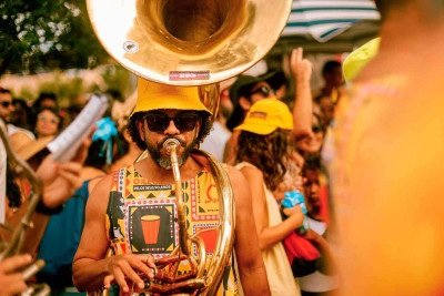 O Babadan Banda de Rua fará homenagem a Moacir Santos, com um espetáculo criado para o projeto -  (crédito: Marcelo Goulart/Divulgação)