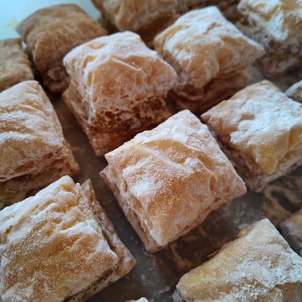 Bem-casado de mil folhas de Marlene Doces Finos