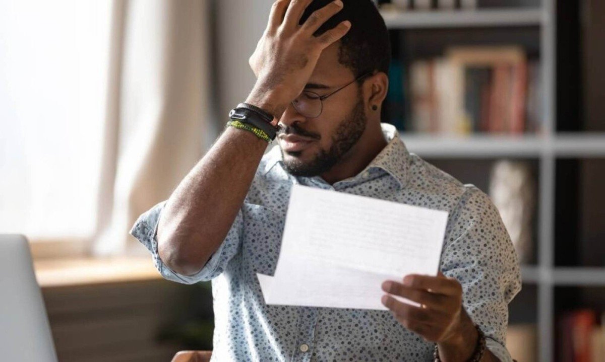 Dívidas acumulam e comprometem sua saúde de formas que você ignora: saiba como o estresse financeiro altera silenciosamente o seu funcionamento cerebral - (crédito: Tupi)