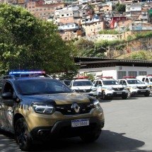 Jovem de  21 anos é morta a tiros na Região Leste de BH -  Jair Amaral/EM