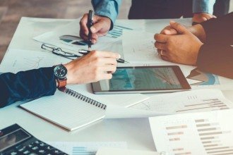 Quer vender para os EUA? Veja o que o parceiro vai checar na sua empresa