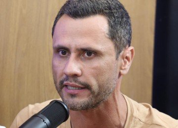 O senador Cleitinho (Republicanos) lidera as pesquisas ao governo de Minas -  (crédito: Marcos Vieira /EM/DA. Press)