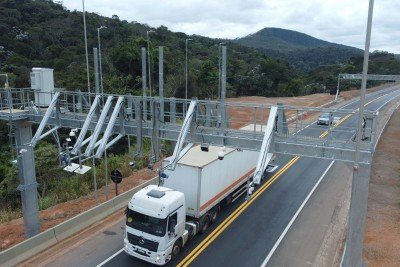 Pedágio Free Flow instaurado nas rodovias, criminosos passaram a explorar a dúvida dos motoristas sobre onde consultar e pagar as passagens     -  (crédito: Leandro Couri/EM/DA.Press.Brasil.MG)