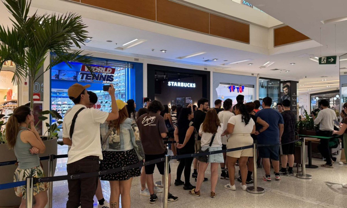 Como era de se esperar, curiosos e apaixonados pela marca fizeram fila para conhecer a loja - (crédito: Boulevard Shopping/Divulgação)