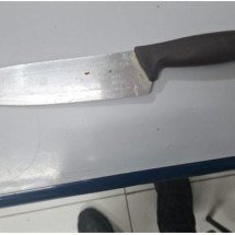 Briga em bar mobiliza a PM e termina em apreensão de faca em MG - PMMG/Divulga&ccedil;&atilde;o