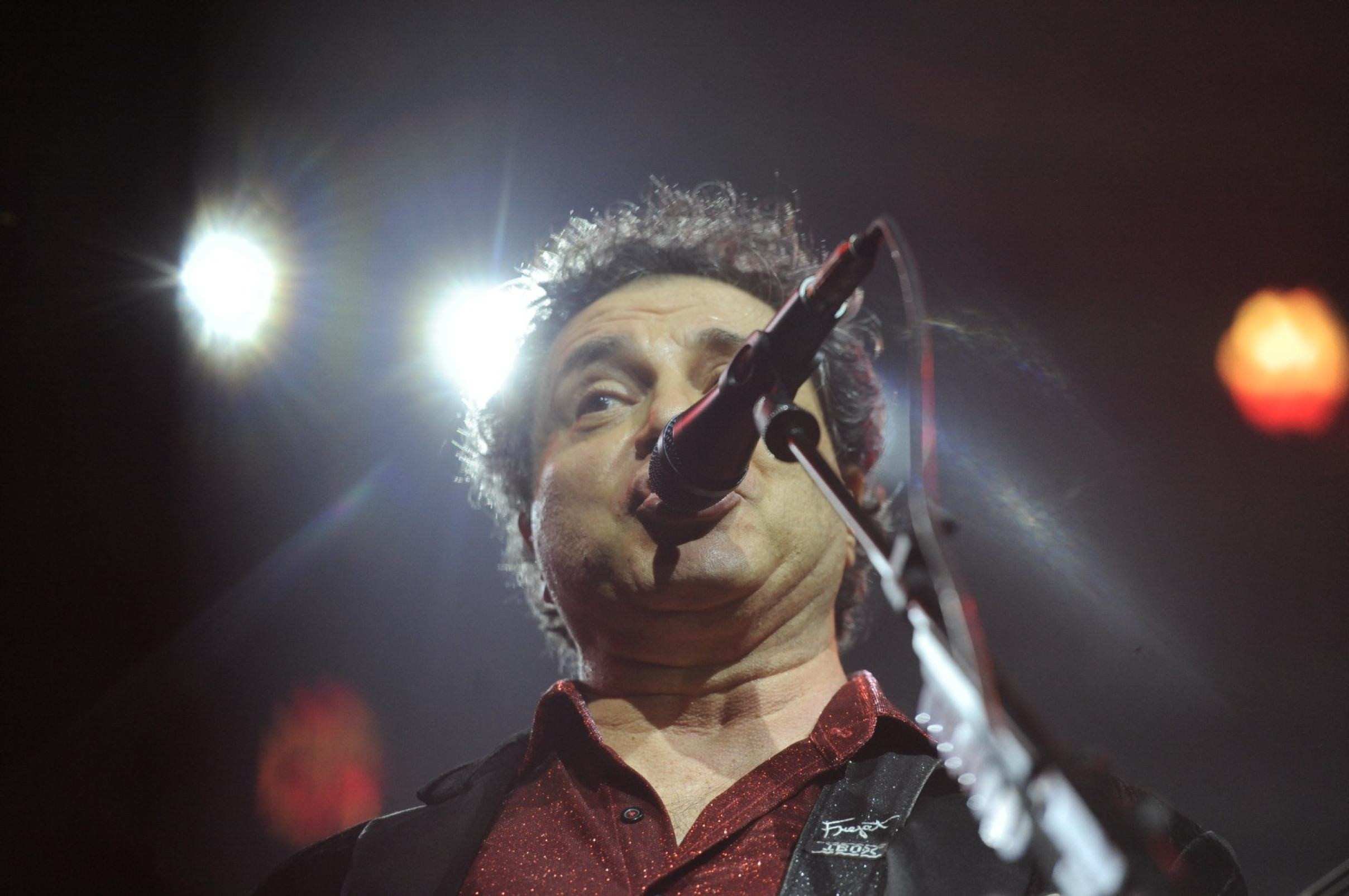 Frejat também assumiu o papel de anfitrião. Entre uma música e outra, conversou com a plateia, contou histórias e fez comentários bem-humorados sobre o próprio passado da banda.
-Alexandre Guzanshe/EM/D.A.Press