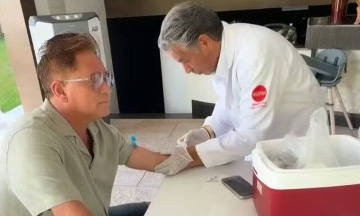 Saúde de Leonardo: cantor faz exames após cortar álcool e emagrecer - (crédito: Tupi)