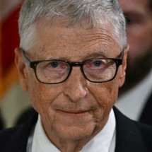 Bill Gates alerta: IA pode causar 1 bilhão de mortes; entenda  - Kent NISHIMURA/AFP