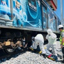 Metrô BH simula atropelamento em estação nesta segunda (28/9) - Edésio Ferreira/EM