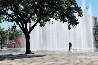 O calor está intenso na capital mineira -  (crédito: Edésio Ferreira/EM/D.A press)