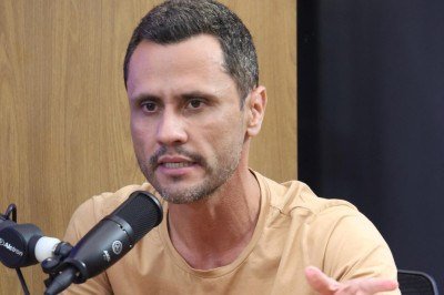 Por acreditar que a burocracia é uma grande dificuldade para pequenos comerciantes, Cleitinho Azevedo aposta na simplificação sanitária para produtos regionais -  (crédito: Marcos Vieira/EM/D.A Press)