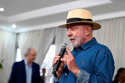 Lula afirma que, enquanto mulheres est&atilde;o acostumadas a realizar exames ginecol&oacute;gicos desde novas, os homens t&ecirc;m preconceito -  (crédito: Evaristo Sa/AFP)