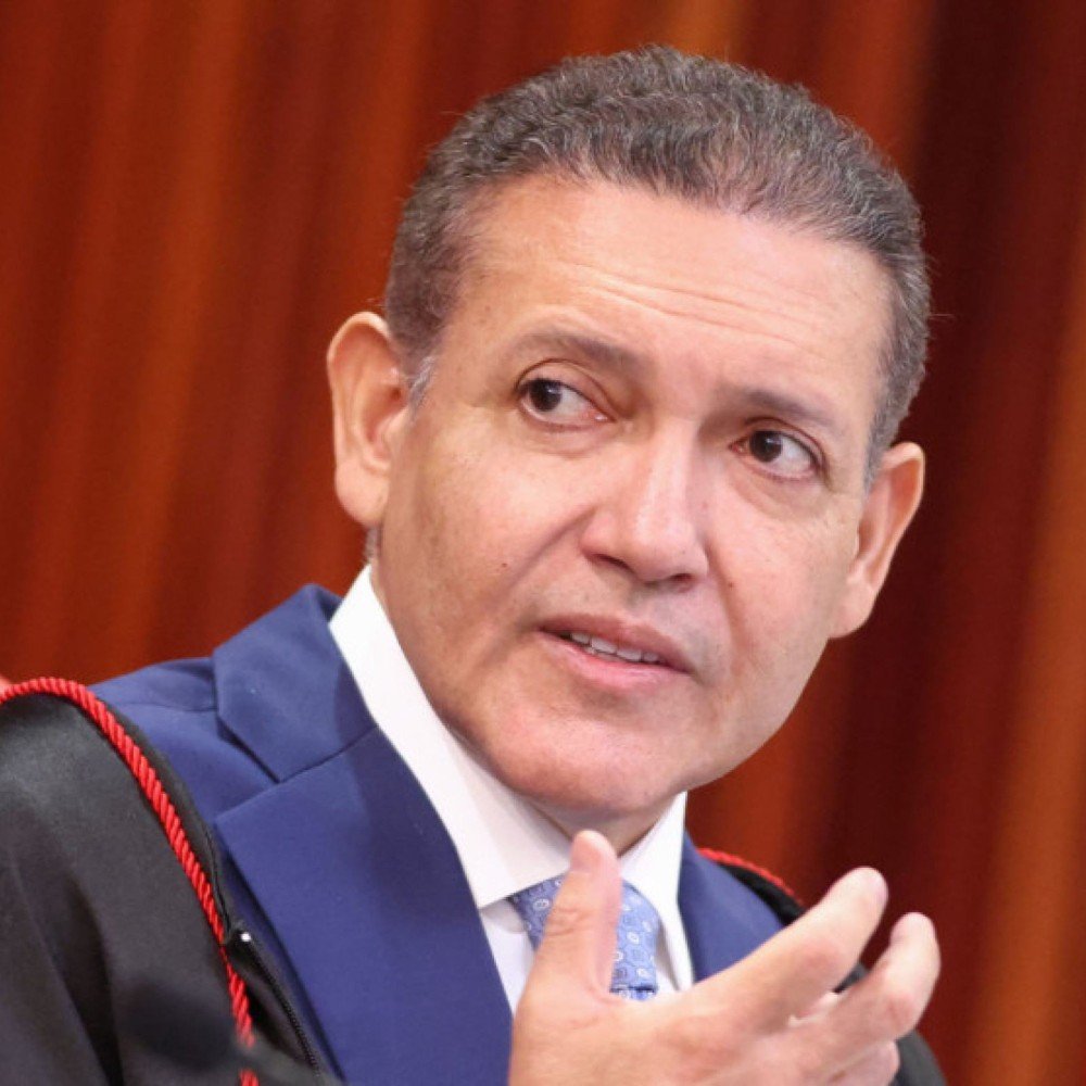 Presidente do TSE diz não haver ameaça internacional nas eleições