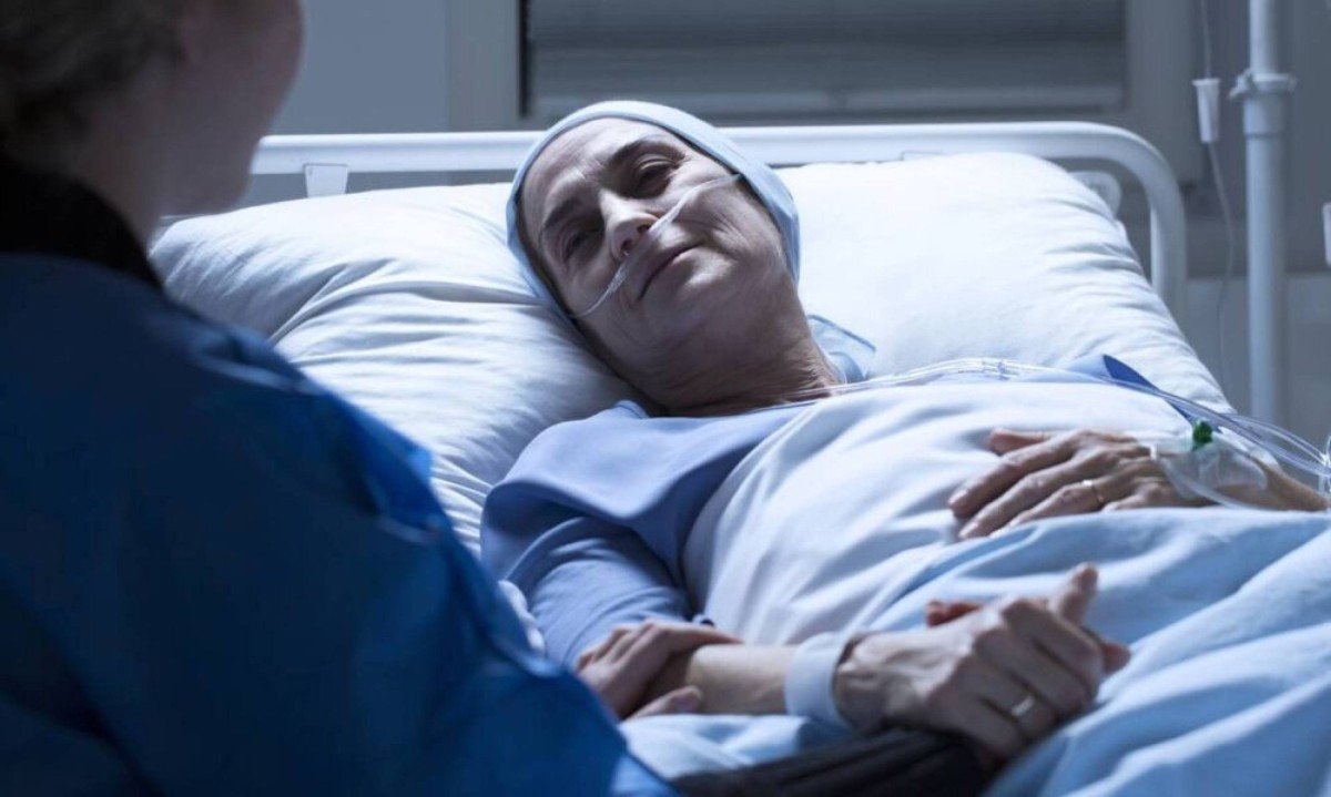 Especialista em cuidados paliativos revela o horário em que as pessoas costumam morrer - (crédito: Tupi)