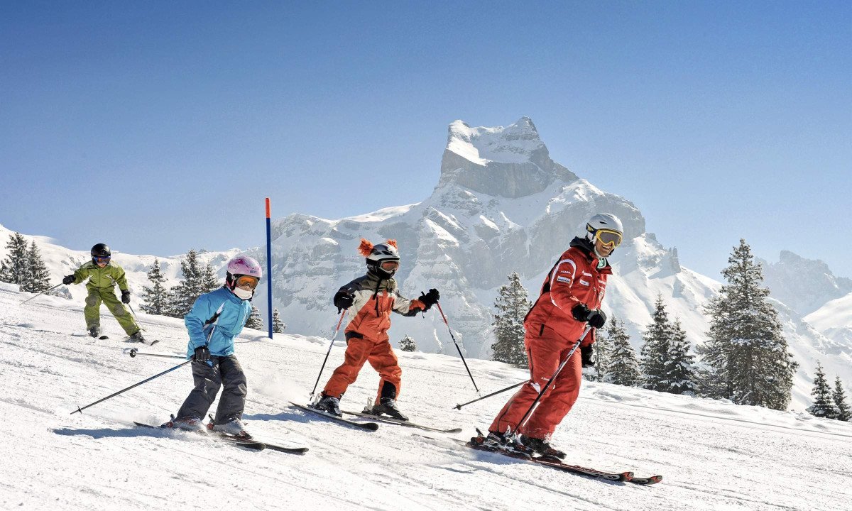O Monte Titlis, localizado na vila de Engelberg, a apenas 40 minutos de Lucerna, é uma ótima opção de divertimento para quem planeja uma viagem com os pequenos - (crédito: Switzeland Tourism/Divulgação)