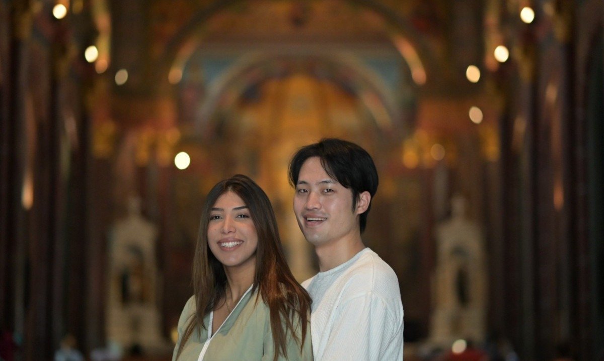 Morena Monaco e Su-woong Kim se casaram na Igreja São José, no Centro de Belo Horizonte - (crédito: Leandro Couri/EM/D.A.Press)