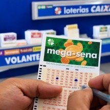 Mega-Sena 3077: aposta simples leva prêmio de R$ 324,8 milhões - Divulga&ccedil;&atilde;o/CAIXA