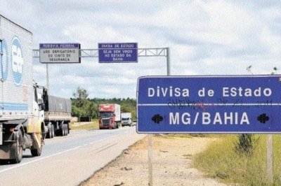 BR 116 terá trânsito interrompido temporariamente para a instalação de equipamento de cobrança de pedágio -  (crédito: Paulo Filgueiras/DA Press)