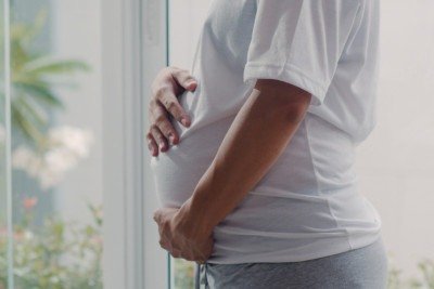 O cartão de vacinação é conferido na primeira consulta e, quando é preciso tomar uma dose, a gestante é encaminhada para a sala de vacina -  (crédito: tirachardz/magnific)