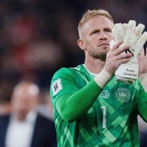 Lenda de clube campeão da Premier League revela dificuldade: ‘Sou Uber em tempo integral’