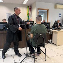 Mulher que matou a mãe e a filha é condenada a 56 anos de prisão - TJMG