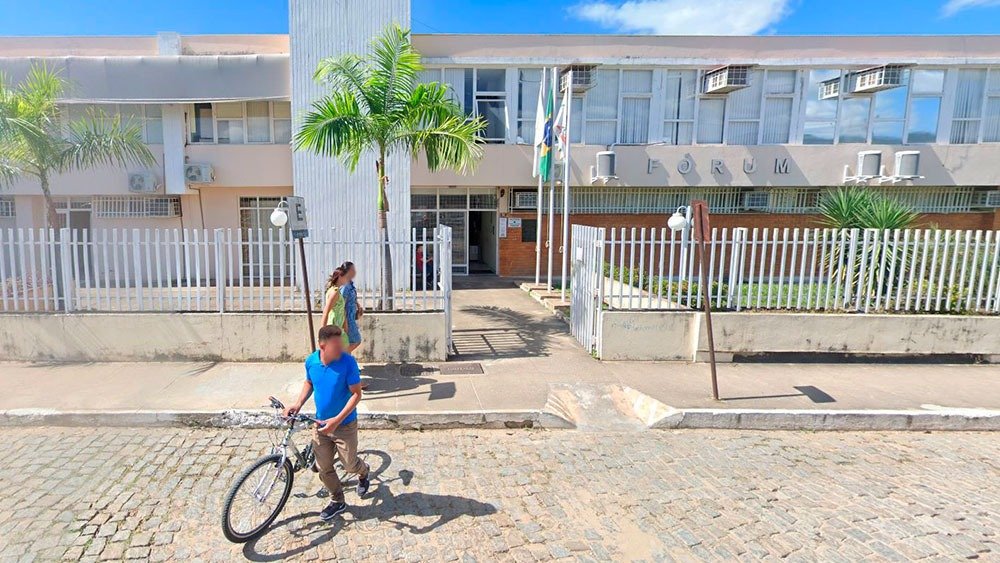 O pr&eacute;dio do F&oacute;rum em Almenara, onde Thiago Amaral de Oliveira Mota foi condenado pela morte de Rom&aacute;rio Santos da Silva -  (crédito: Divulga&ccedil;&atilde;o/TJMG)