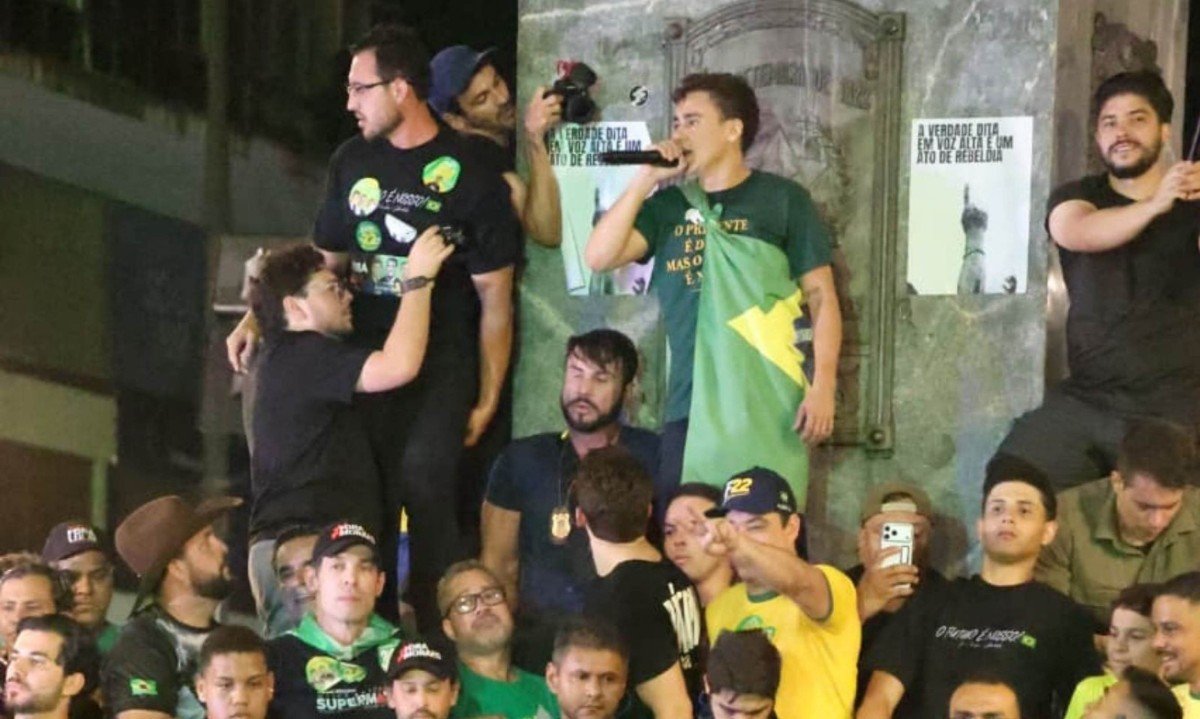 Nikolas Ferreira transformou a Praça Sete em palanque - (crédito: Marcos Vieira/EM/D.A. Press)