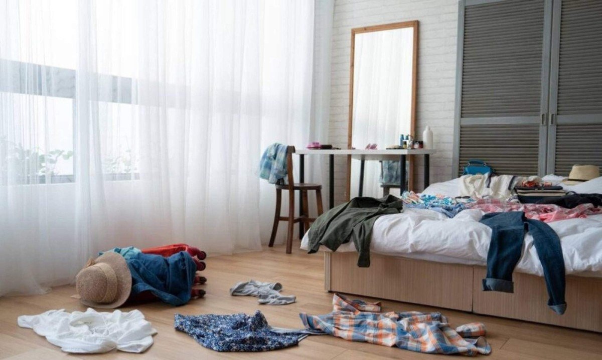 Esqueça a regra de arrumar a cama logo cedo: especialistas revelam o segredo visual para manter o quarto organizado sem esforço - (crédito: Tupi)